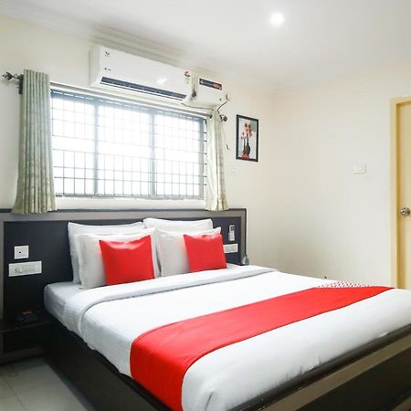 Madrasi Airport Hotel - Saibala Chennai Eksteriør bilde