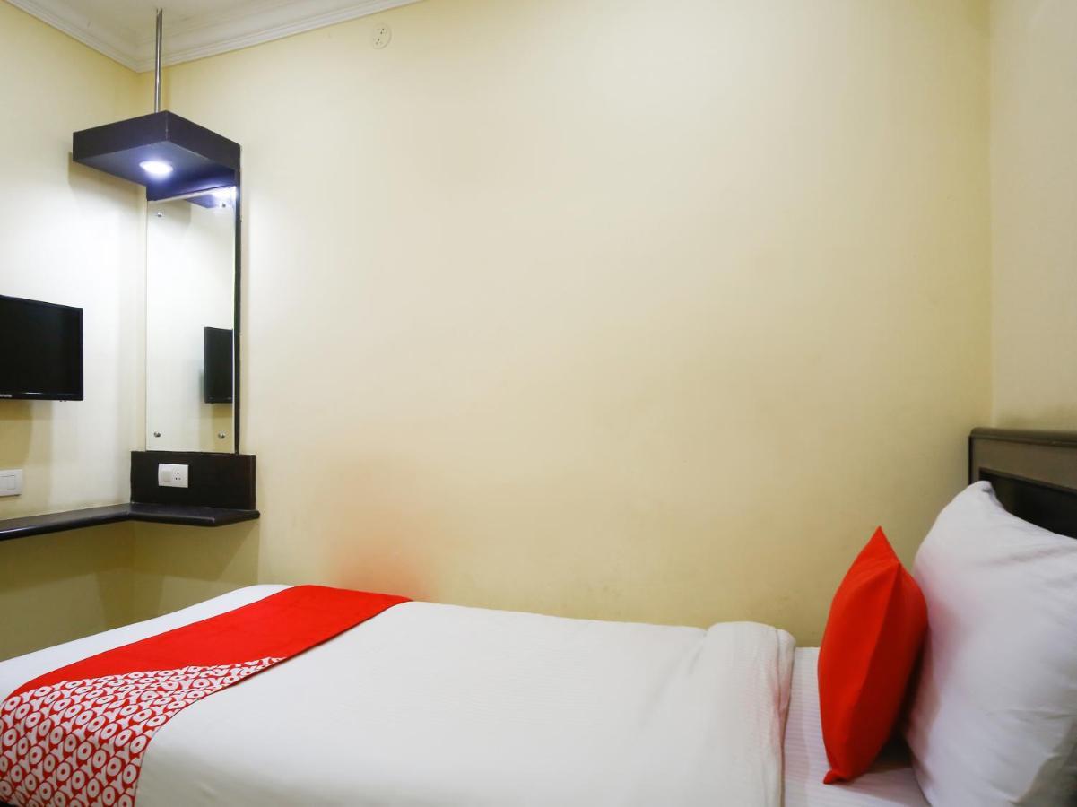 Madrasi Airport Hotel - Saibala Chennai Eksteriør bilde