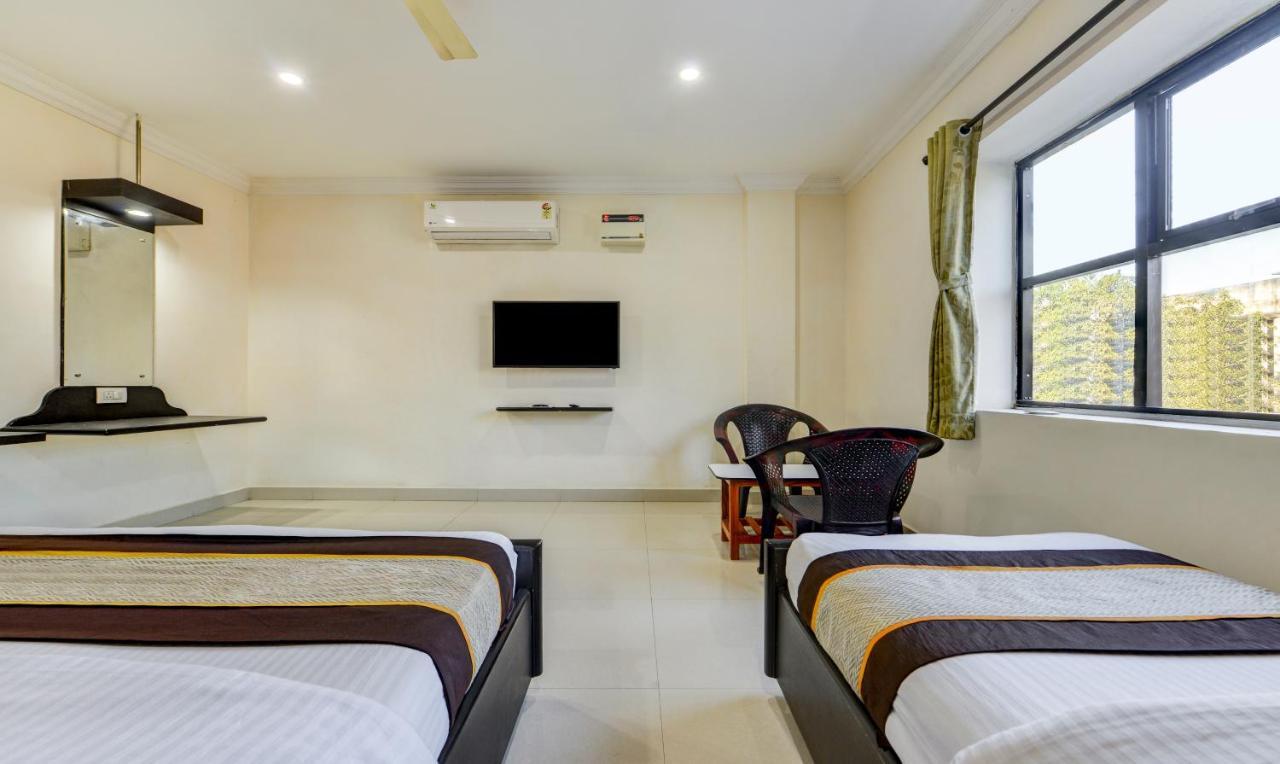 Madrasi Airport Hotel - Saibala Chennai Eksteriør bilde
