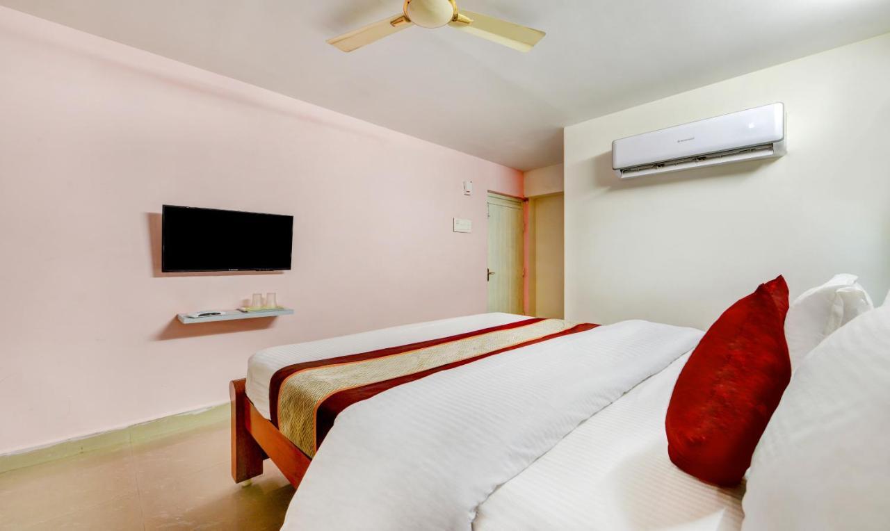 Madrasi Airport Hotel - Saibala Chennai Eksteriør bilde