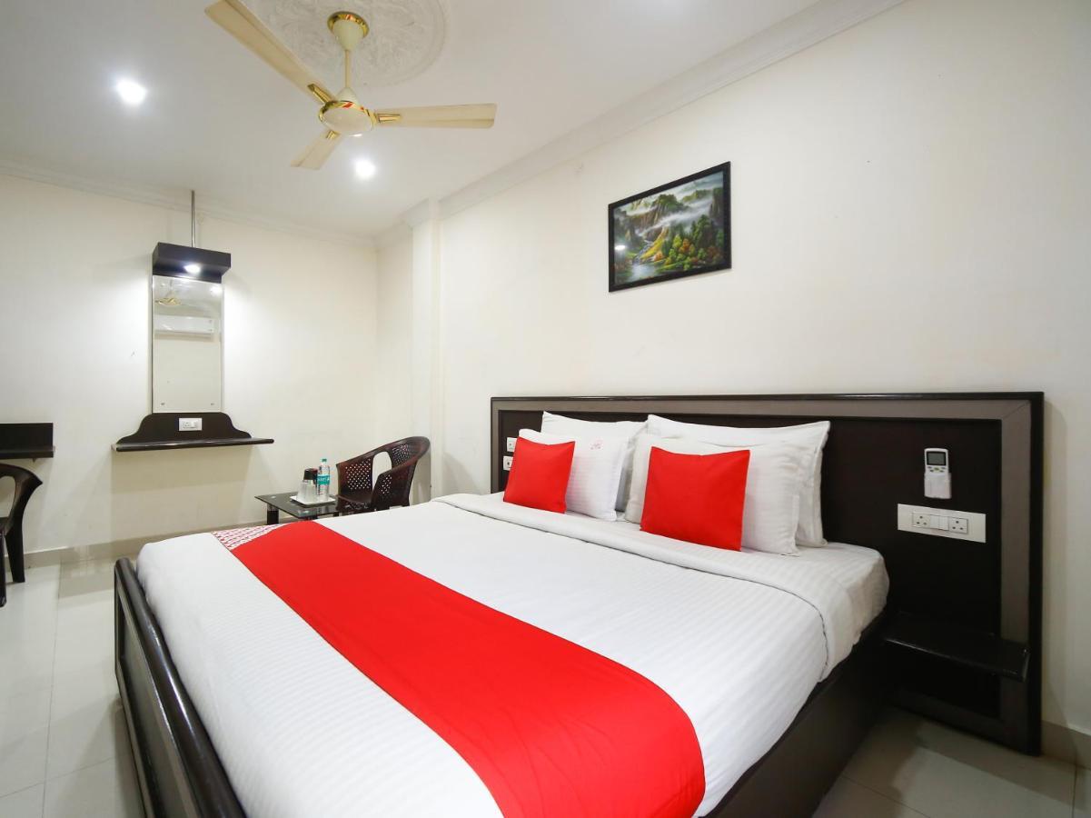 Madrasi Airport Hotel - Saibala Chennai Eksteriør bilde