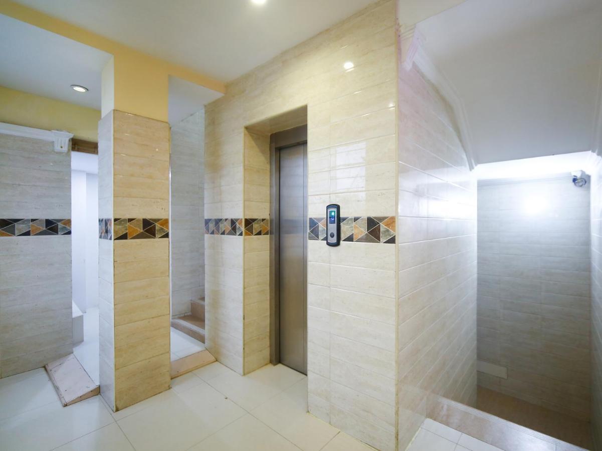 Madrasi Airport Hotel - Saibala Chennai Eksteriør bilde